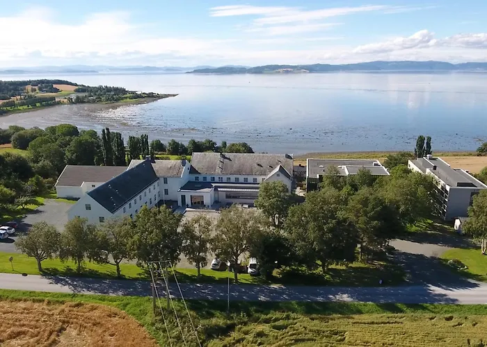 Hotel Sund Sommerhotell, Inderoy